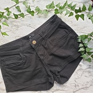 5/$20 H&M Cuffed Shorts